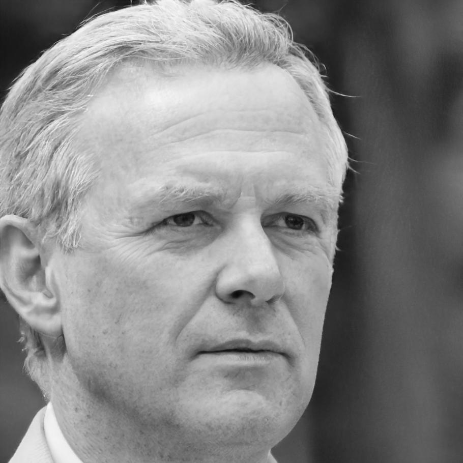 Industry expert specializing in Australian market analysis